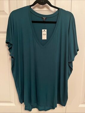 Express, FALL Collection Teal V-Neck Short Sleeve Top